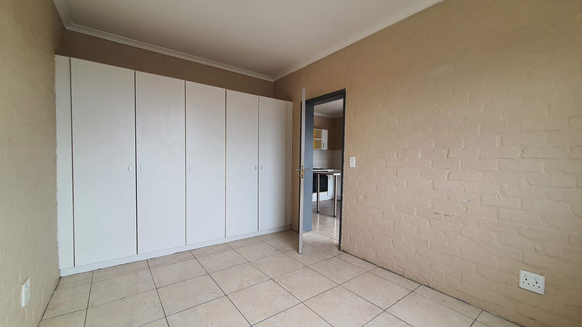 2 Bedroom Property for Sale in Brooklyn Western Cape